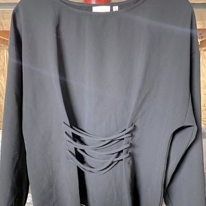 Wilfred front tie blouse.